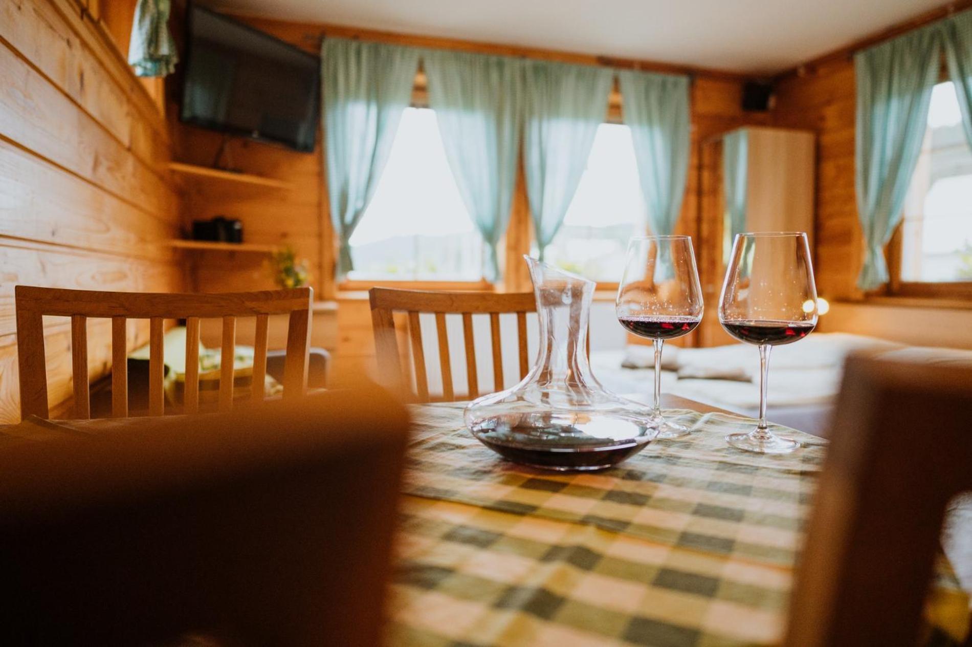 Apartmany Velké Karlovice Exteriör bild